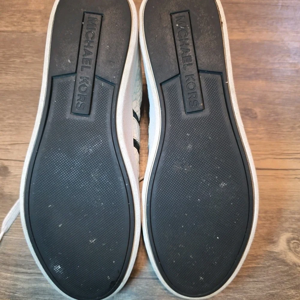 Michael Kors White Sneakers with Black Accents - Picture 9 of 9